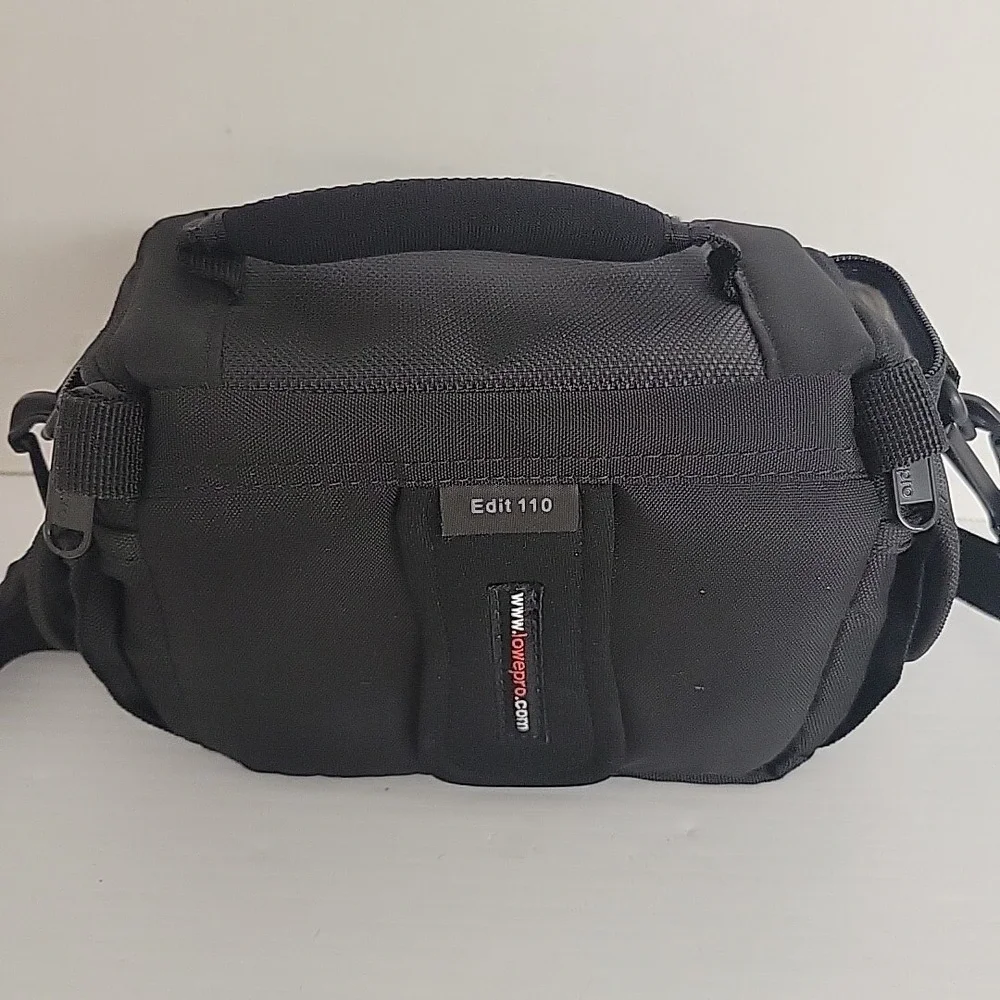 Lowepro Edit‎ 110 Camera Bag W/ Strap